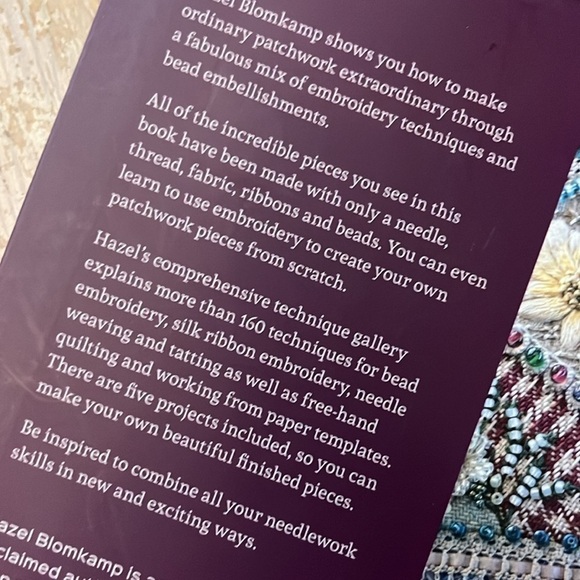 “Hand Stitched Crazy Patchwork” Book Hazel Bloom Techniques Projects Softcover - Picture 5 of 11